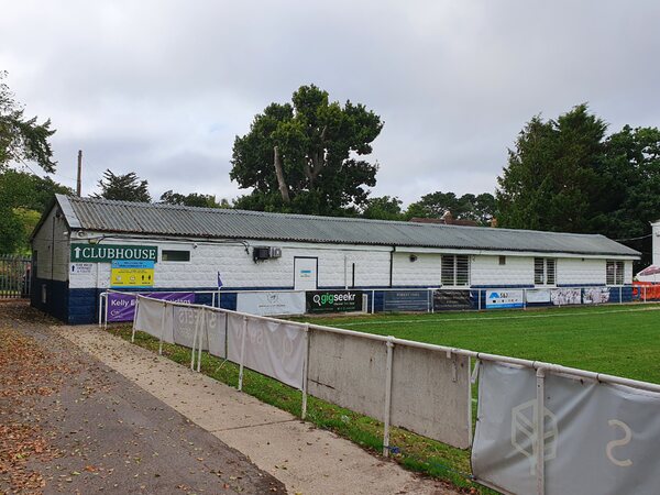 Brockenhurst FC, Brockenhurst